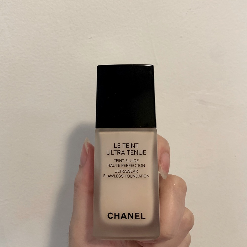 Chanel Flawless Foundation